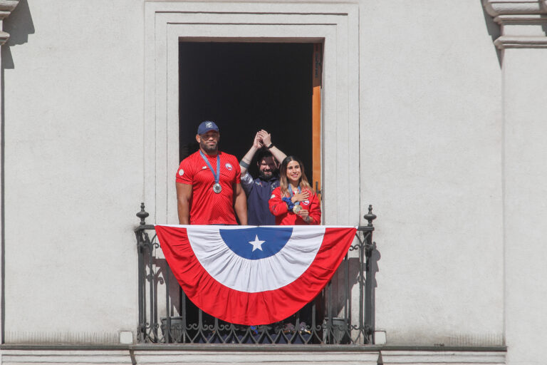 Francisca Crovetto sugiere al Presidente Gabriel Boric flexibilizar el reglamento de la Ley de Armas
