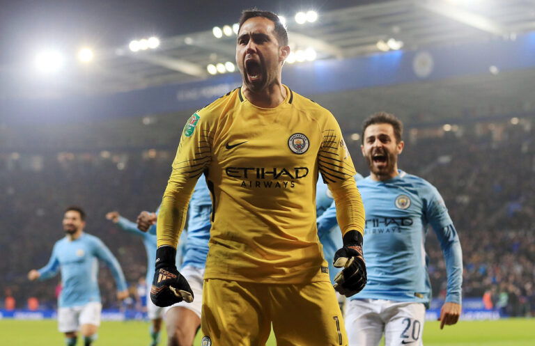 Julio Rodríguez visualiza a Claudio Bravo como un futuro técnico: 