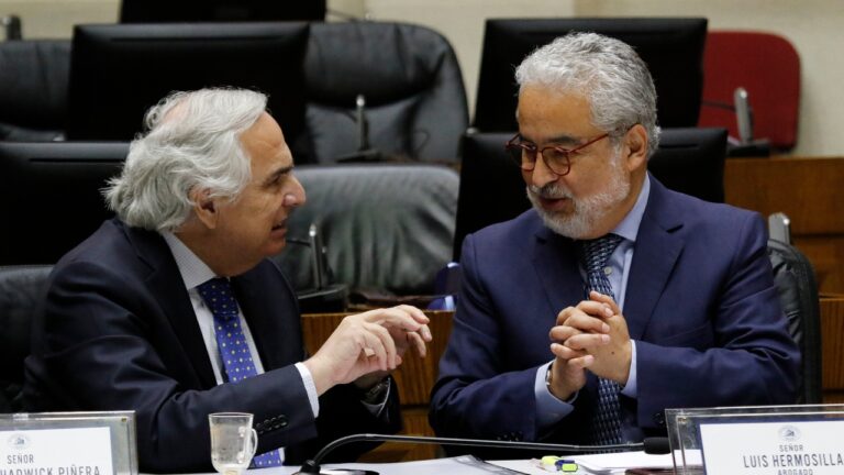 Hermosilla declara que Sauer ayudó a pagar informe para defender a Chadwick en acusación constitucional