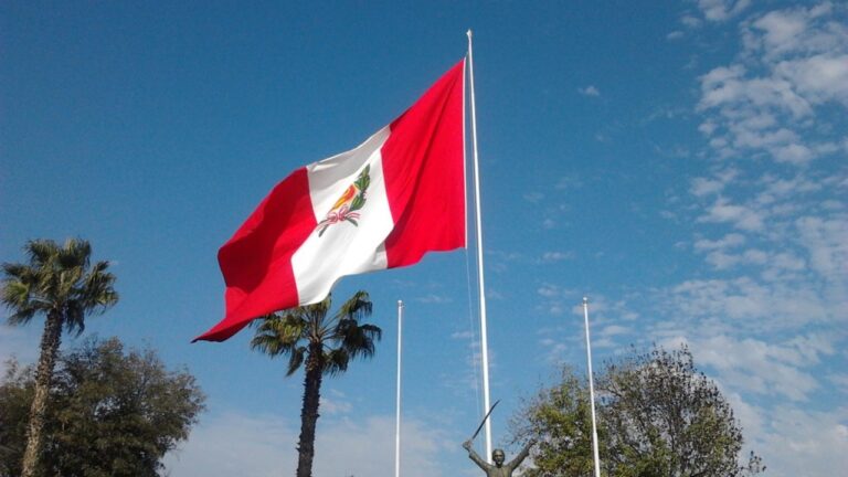 Perú: Congreso promulga polémica ley que limita los delitos de lesa humanidad