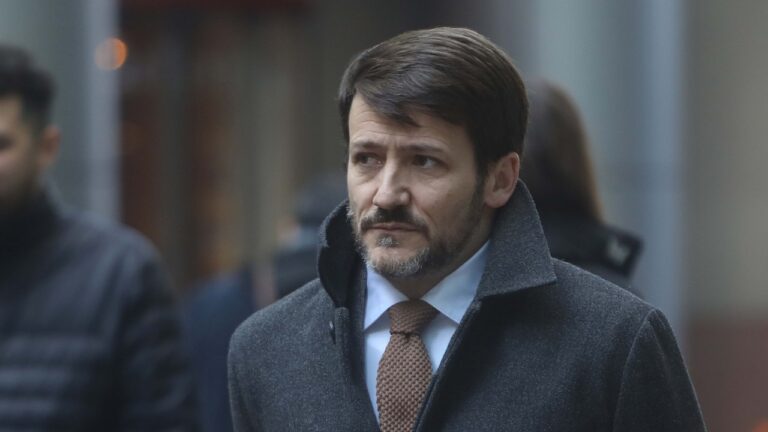 Pardow destaca compensaciones por cortes de luz: “Algunas cuentas, dependiendo del consumo, podrían llegar a cero”