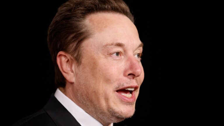 Piden que Elon Musk sea expulsado de la Royal Society por su “mala conducta”
