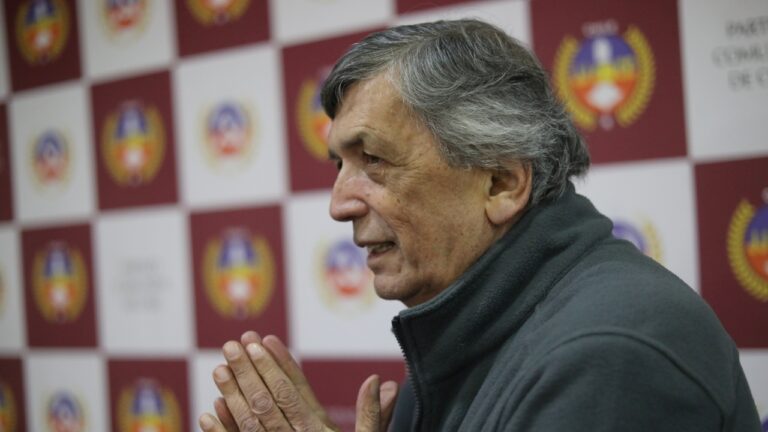 “Siento que hay miradas distintas”: Carmona reacciona tras dichos de Boric y emplazamientos del oficialismo por Venezuela