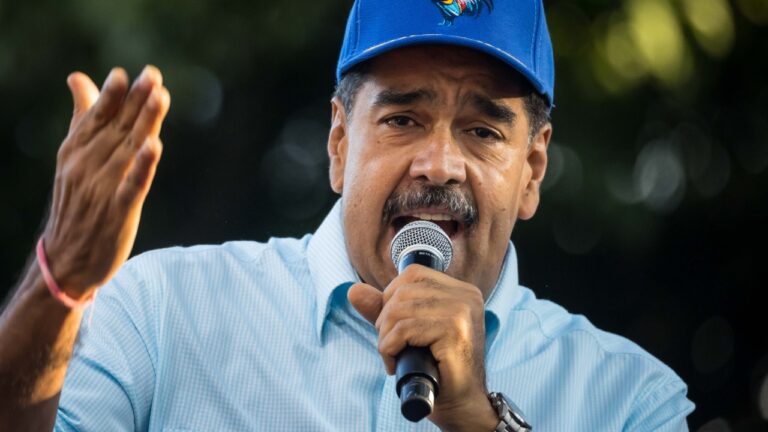 Maduro afirma que alto representante de la U. Europea “apunta sus fusiles y cañones contra Venezuela”