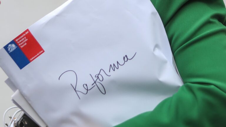 Contraloría descarta ilegalidad en campaña del Gobierno sobre reforma de pensiones: “Actuó dentro de sus facultades”