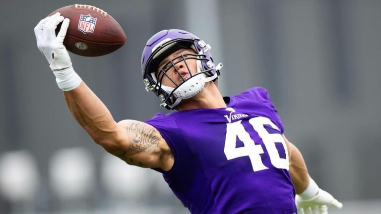 Sammis Reyes es despedido de la NFL: No alcanzó a debutar con los Vikings