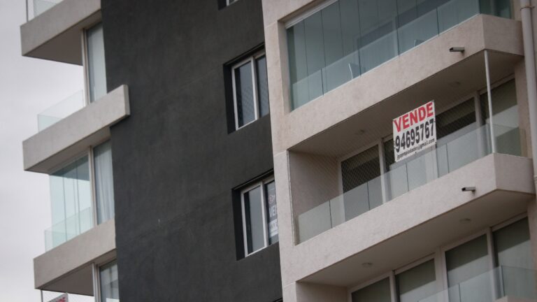 Quinta Normal, Cerrillos y Las Condes lideran: ¿Cuáles son las comunas con más desistimientos en compras de propiedades?