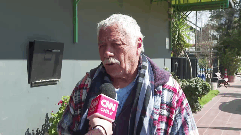 Caszely elogia a Almirón tras victoria de Colo Colo en Libertadores: 