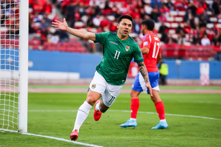 Por primera vez en 98 años: Chile pierde frente a Bolivia de local y se hunde en el fondo de la tabla