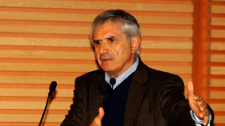 Tironi: “Si Allende hubiese tenido la flexibilidad que ha tenido Boric, no habría habido golpe de Estado”