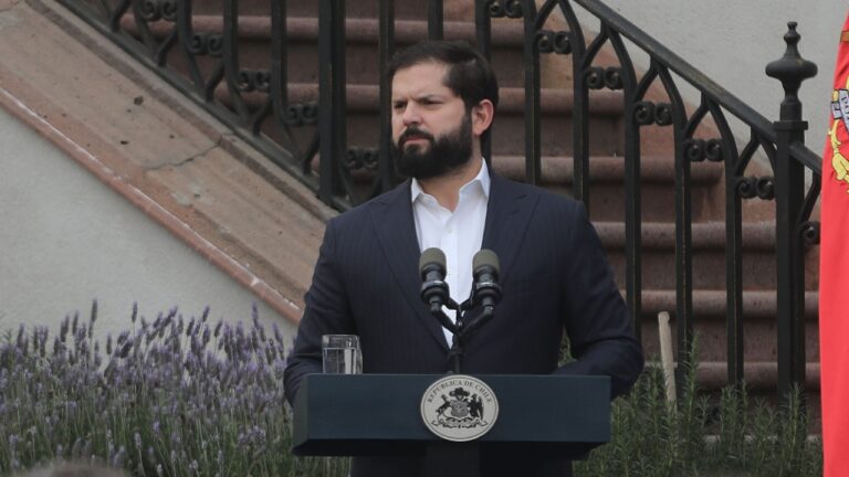 “El exterminio de compatriotas nunca es la única alternativa”: Boric reacciona tras dichos de Benavente sobre el golpe de Estado