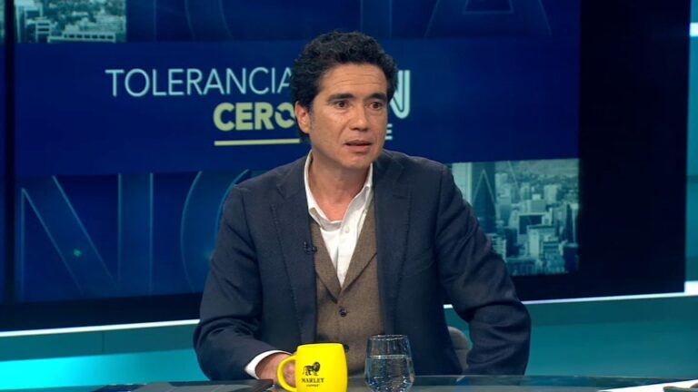 Briones asegura que no hay recursos para condonar totalmente el CAE y apunta a poner el acento en la educación