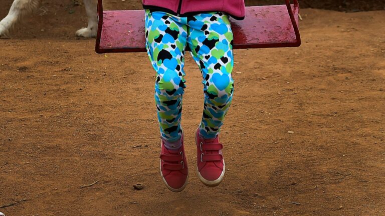 Extrabajador de guardería se declara culpable de 307 delitos de abuso sexual en Australia e Italia