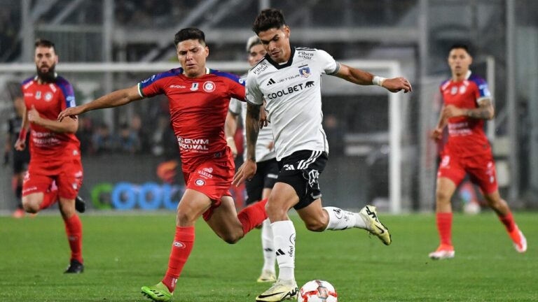 Colo Colo se juega la vida ante Unión La Calera: ¿A qué hora y dónde ver el partido en vivo?