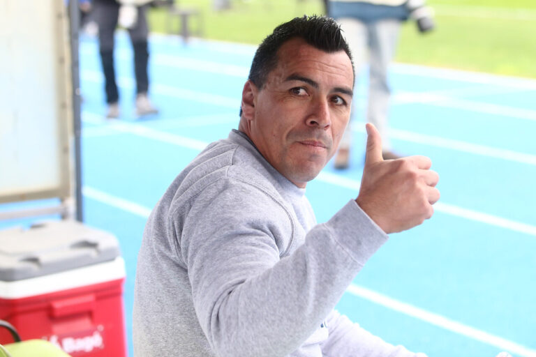 Esteban Paredes recuerda traumático evento de su infancia con su padre: 