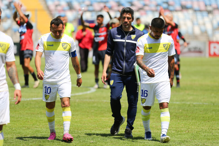 Tribunal de disciplina de la ANFP ratifica sanción contra Barnechea: Club pierde 45 puntos y es multado con $56 millones