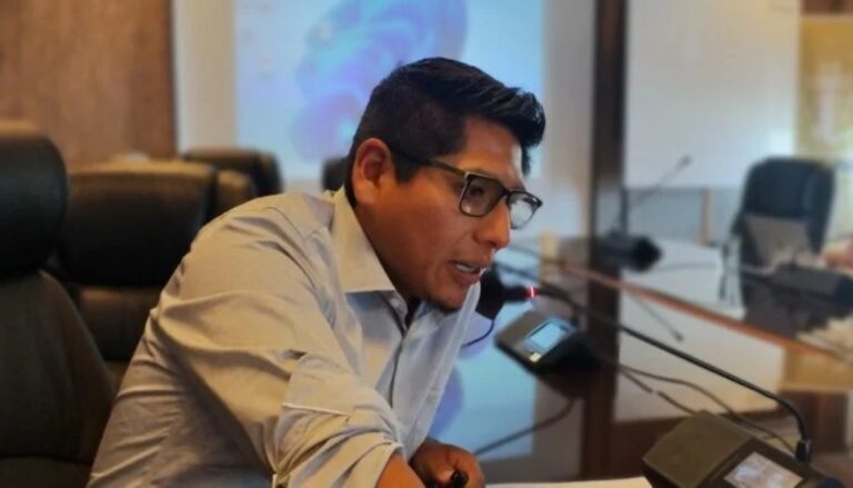 Detienen a director de Planificación de Colchane por agresión a concejal