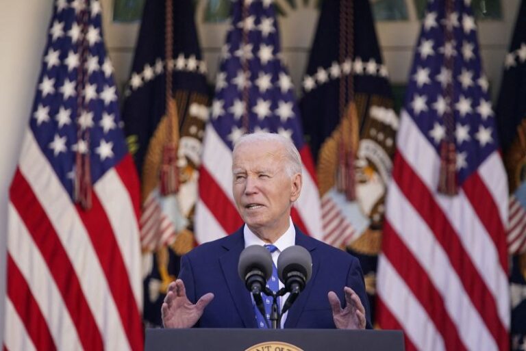 El presidente de EE.UU. Joe Biden indulta a su hijo Hunter Biden