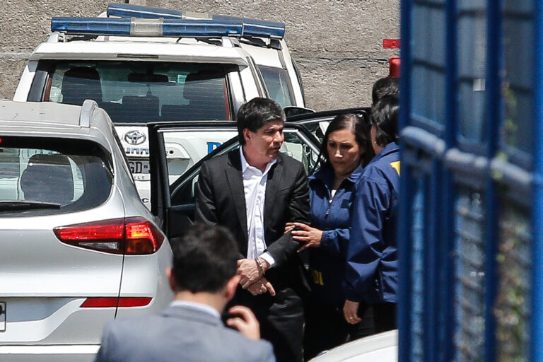 Se enteraron por la prensa: PDI no informó al gobierno de detención de Manuel Monsalve