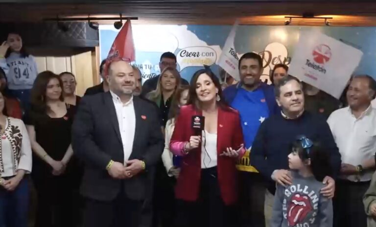 Lo dejó todo: el despacho de Matilde Burgos desde Magallanes con baile incluido para la Teletón 2024