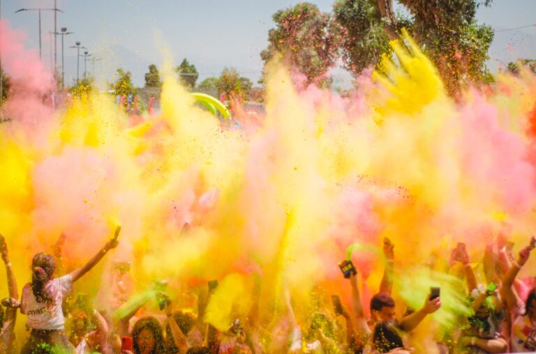 The Color Run Santiago 2024: Todo lo que necesitas saber para este domingo 10 de noviembre