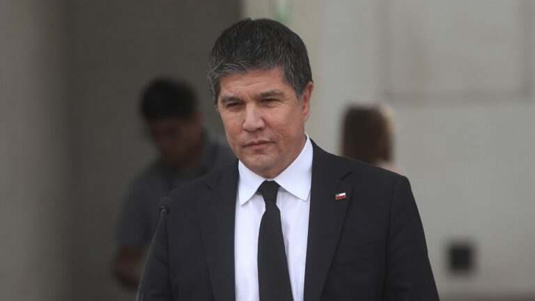 “El imputado es el hombre más vulnerable de Chile”: La argumentación de la defensa de Manuel Monsalve en formalización por violación