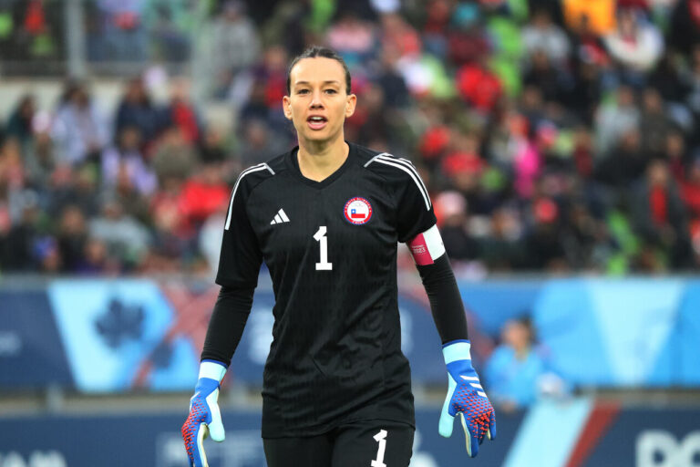 Nuevamente destacada: Christiane Endler fue nominada al 11 ideal del premio The Best