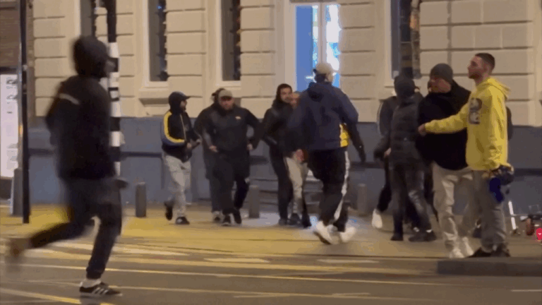 Gobierno holandés condena 