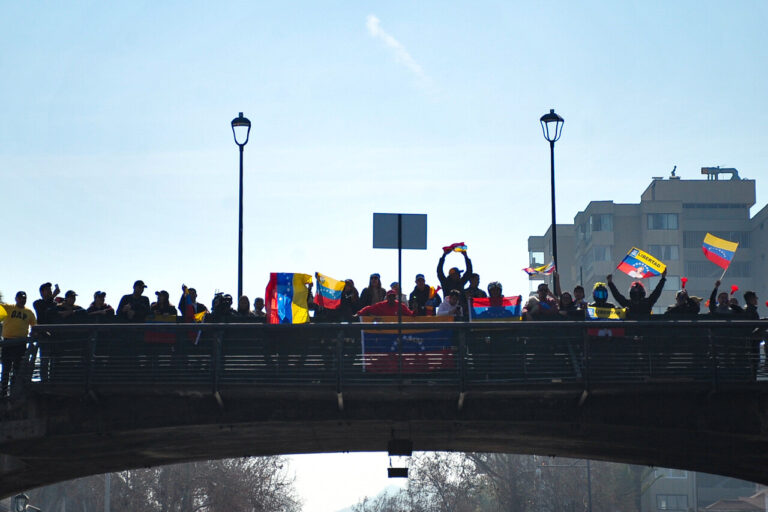Chile registra cerca de dos millones de residentes extranjeros en 2023, según informe de Migraciones