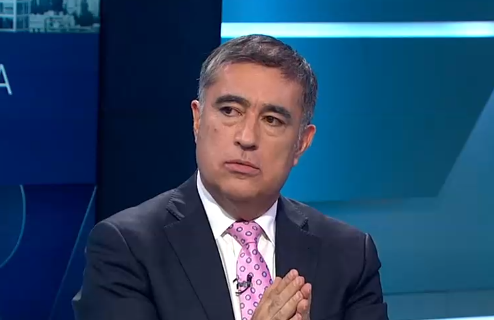 Desbordes acusa millonario déficit en Municipio de Santiago tras gestión de Hassler: 