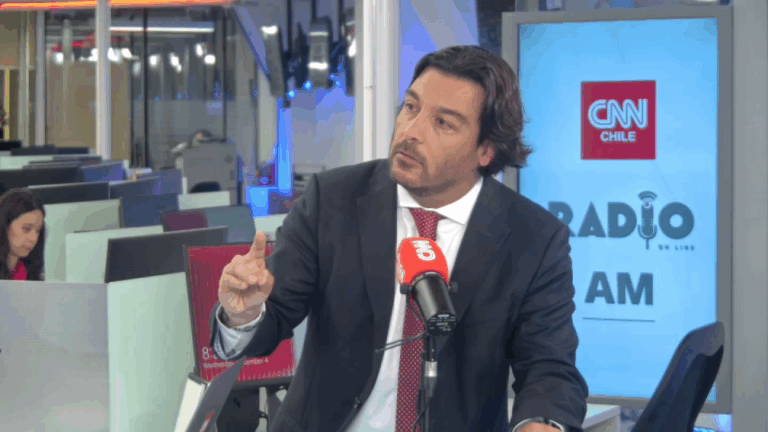 Leiva tilda de “injusto” culpar al gobierno por devolución de Isapres: “La oposición pidió ampliar el plazo hasta por 13 años”