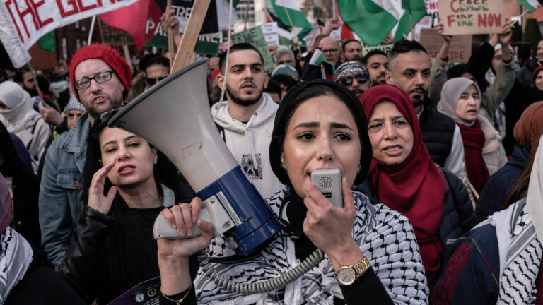 Israel cierra su embajada en Irlanda tras el apoyo irlandés a la demanda por genocidio en Gaza