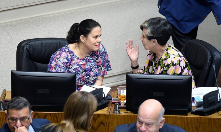 Ministra Fernández y Senadora Allende citadas a declarar como imputadas por fallida compra de la casa de Salvador Allende