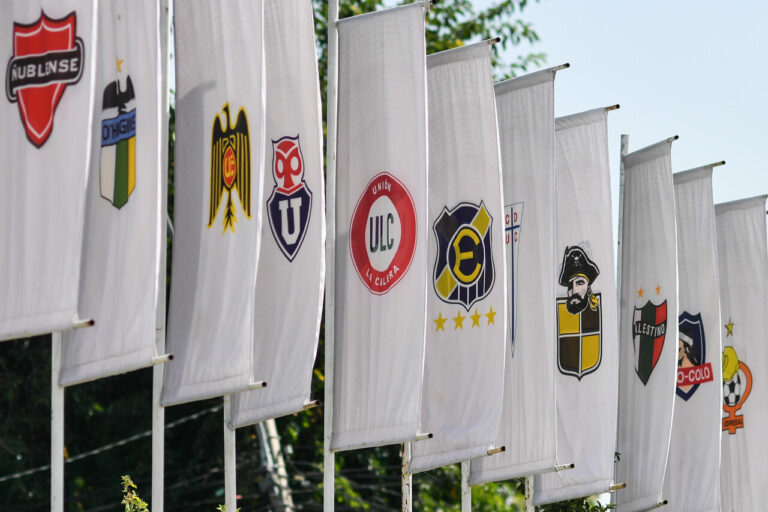 Regresa el fútbol chileno: Sifup llegó a acuerdo con la ANFP y bajó el paro