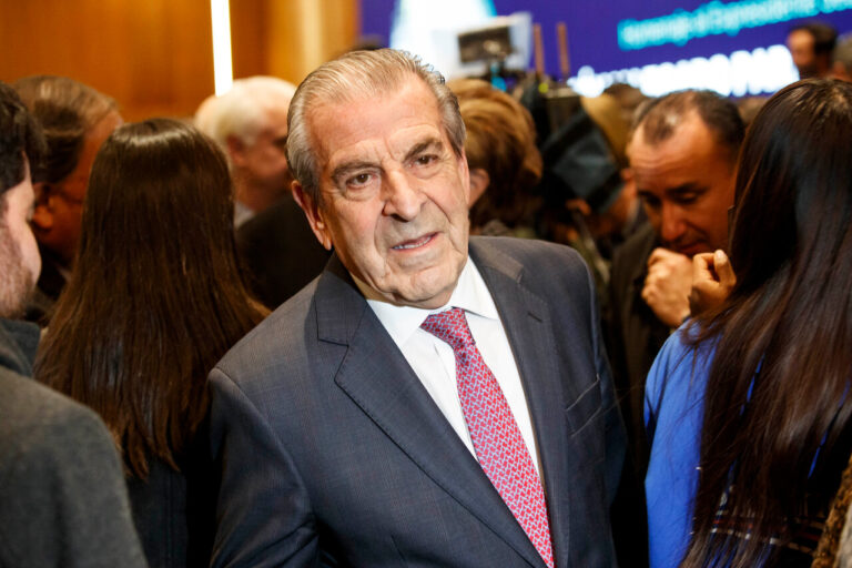 Expresidente Frei desafía a Chile a superar crecimiento económico: 