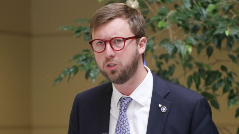 Diputado Sánchez asegura que derogarán reforma de pensiones si el Partido Republicano llega al gobierno