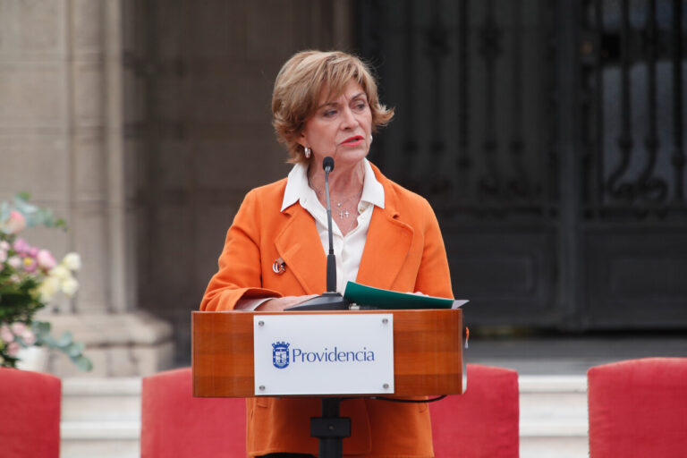 Matthei critica al Gobierno tras resultados de la PAES: 