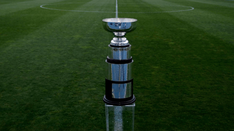 ANFP suspende final de la Supercopa y condena amenazas de hinchas: 