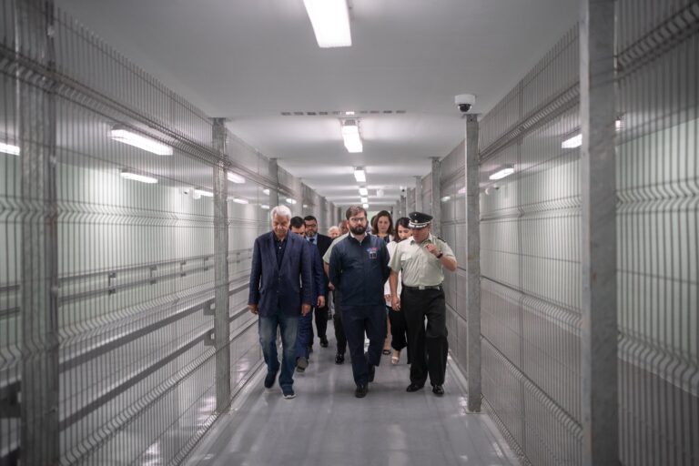 Presidente Boric asegura que la nueva cárcel de Talca cuenta con 