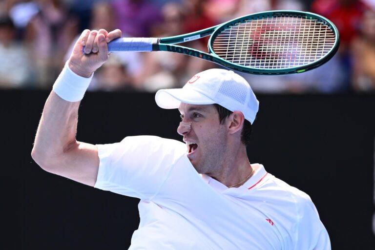 Regreso triunfal a Roma: Nicolás Jarry vence a Hugo Gaston y avanza en el Masters 1000