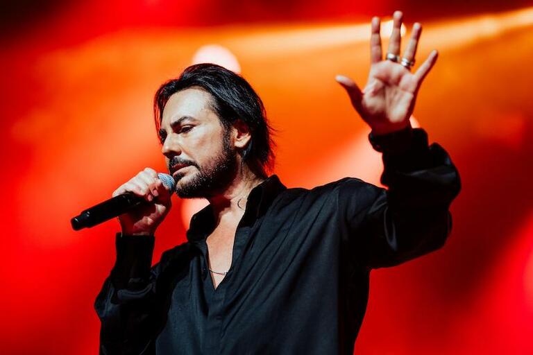 Por éxito de ventas: Beto Cuevas anuncia segundo concierto en el Teatro Municipal de Santiago