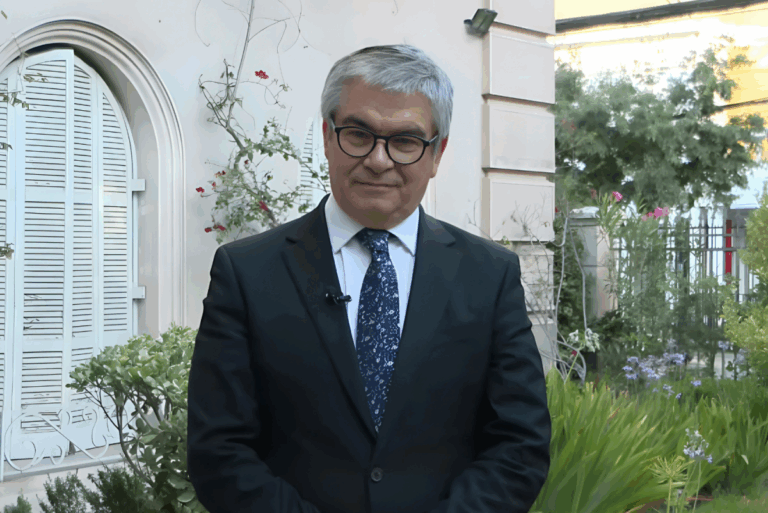 Marcel apunta contra las AFP por reforma previsional: 