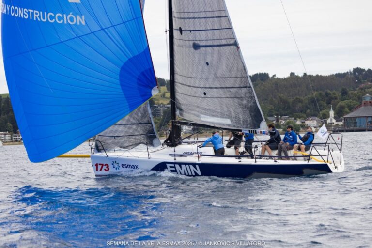 El viento retrasó cuarta jornada de la Semana de la Vela Esmax Lago Llanquihue