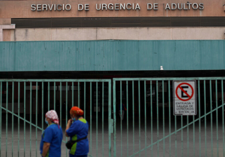 Cianótico y sin lesiones atribuibles a terceros: PDI investiga muerte de lactante que llegó sin signos vitales a Hospital San José