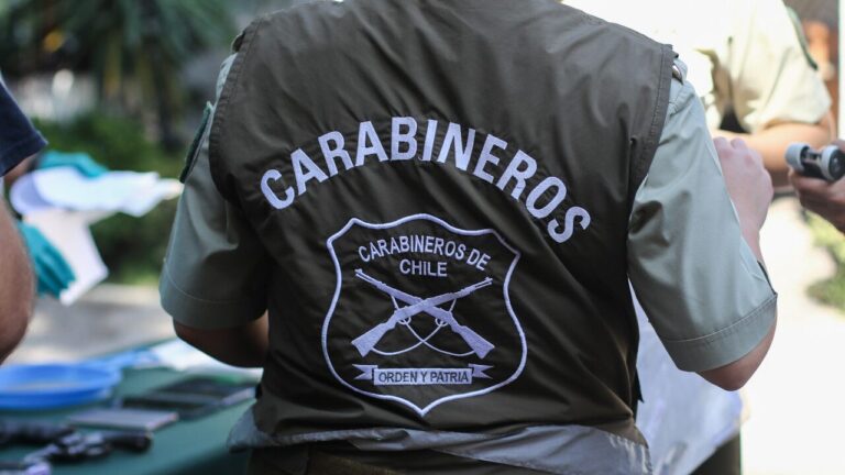 Puente Alto: Hombre murió baleado en feria navideña