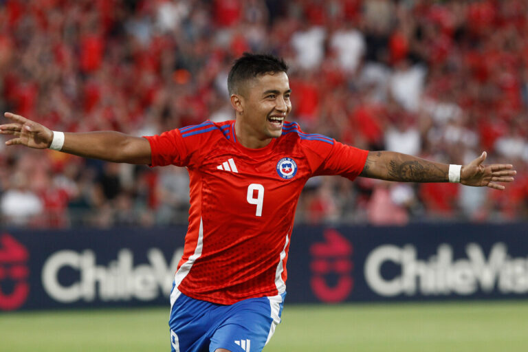 La Roja aplasta a Panamá en su debut del año con una goleada de 6-1