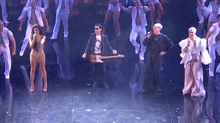 Emilia Dides, Dani Ride y Kid Voodoo sorprenden cantando 