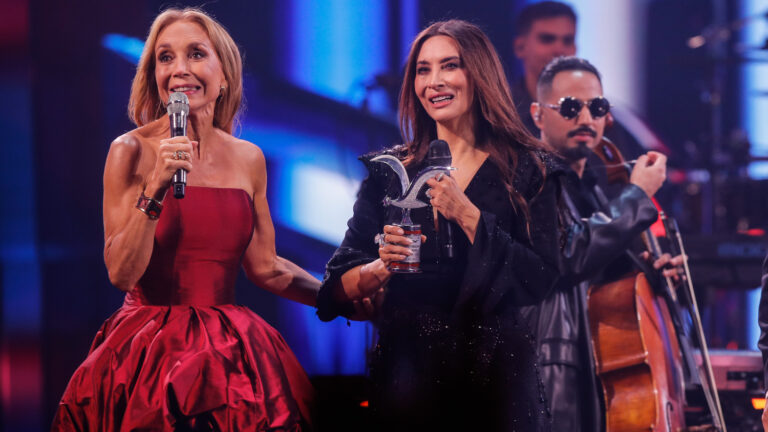 Error de Karen Doggenweiler: Myriam Hernández no fue la primera mujer en recibir la Gaviota de Platino en el Festival de Viña