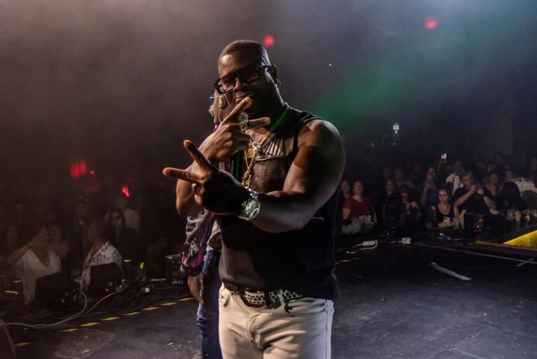 Detienen a integrante de Reggaeton Boys en Santiago: Carabineros incauta arma de fuego y vehículo con encargo por robo