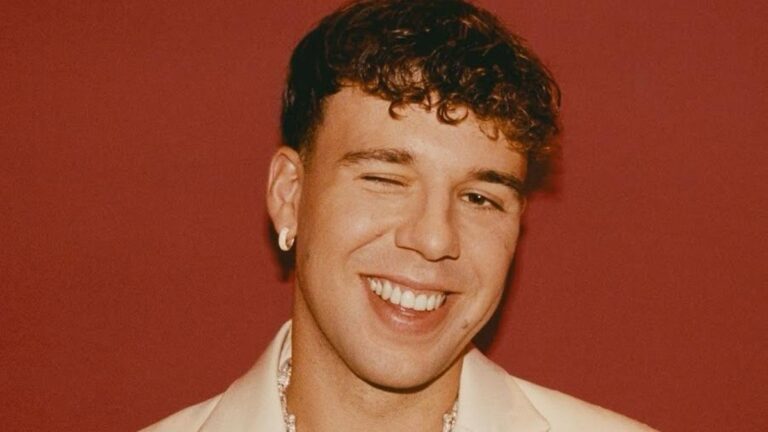 Quevedo anuncia gira 2025 por Latinoamérica: ¿Cuándo y dónde será su concierto en Chile?